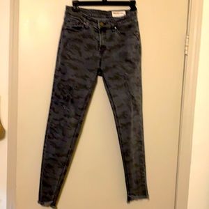 “Wish list”camouflage jeans, blue and gray!